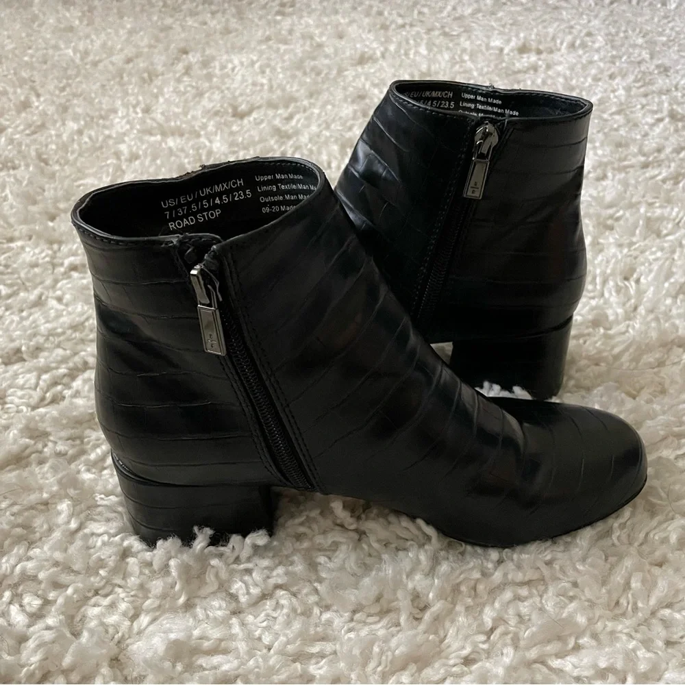 Kenneth Cole Reaction Faux Alligator Ankle Boots